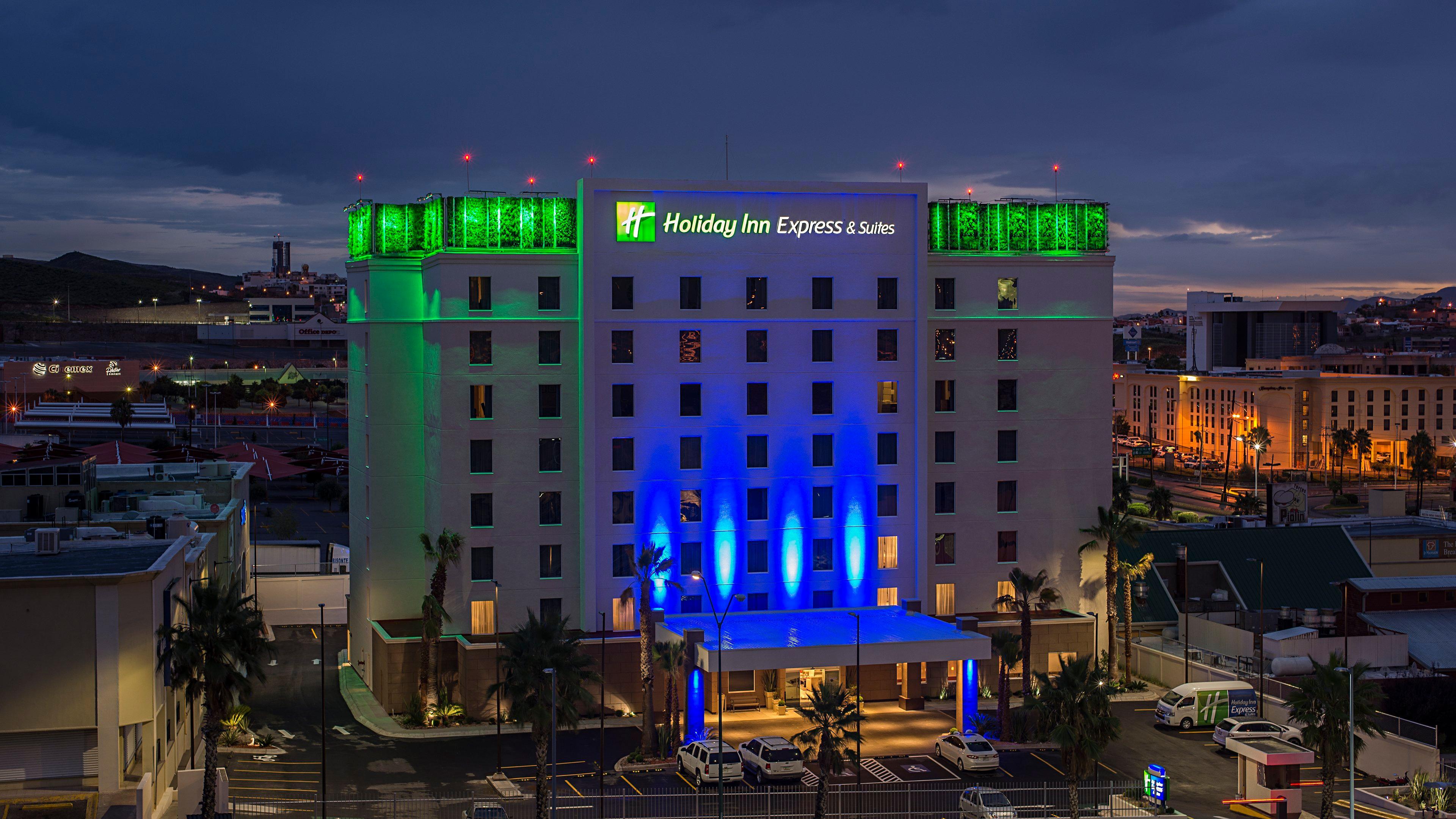 Holiday Inn Express & Suites Chihuahua Juventud Extérieur photo